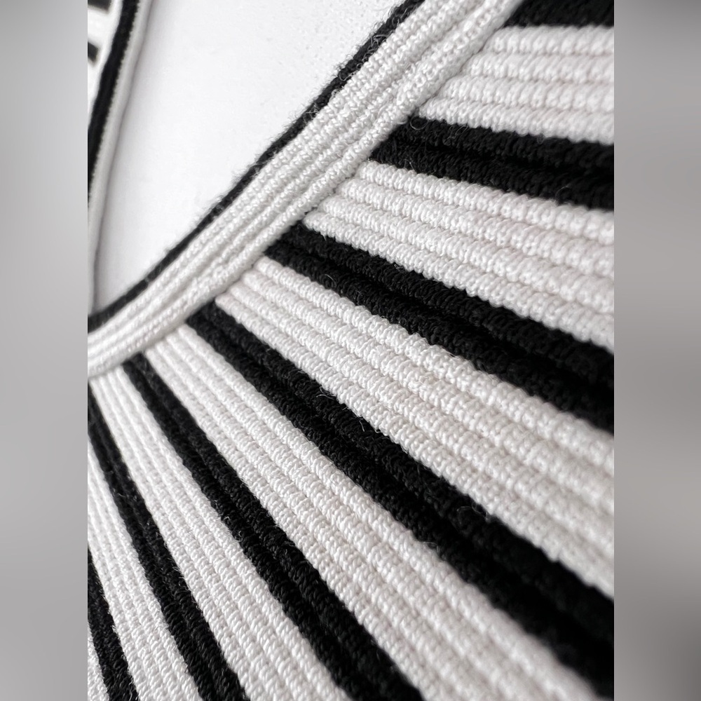Derek Lam Collective black and white striped dress size 48 - Picture 5 of 16